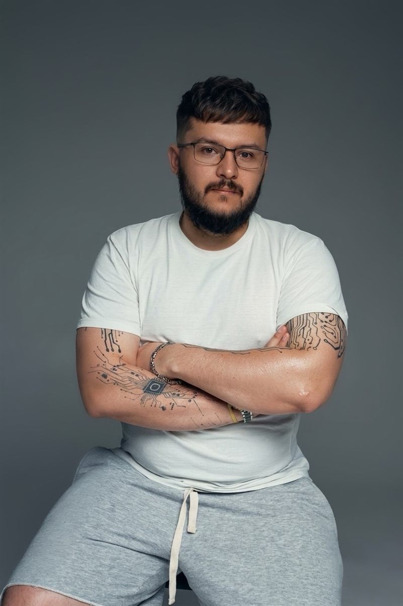 Лобанов Вячеслав Олегович — преподаватель физики и математики